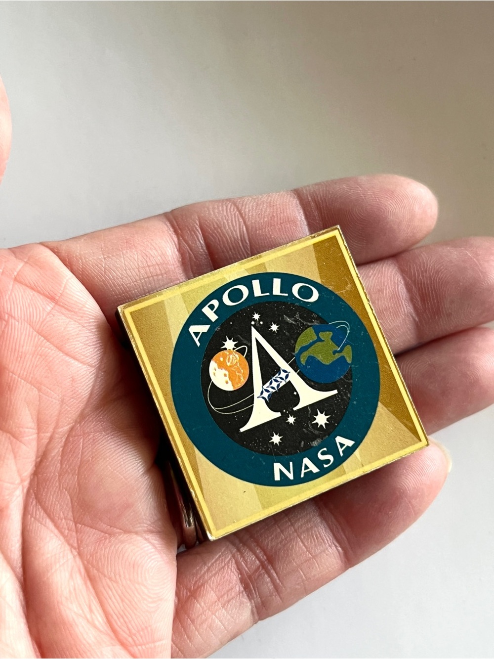 NASA Space Exploration Magnets Set - Picture 8 of 10